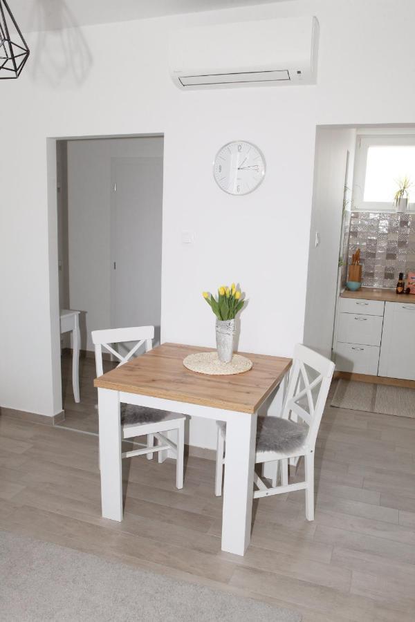 Apartman Lucija Karlovac Luaran gambar